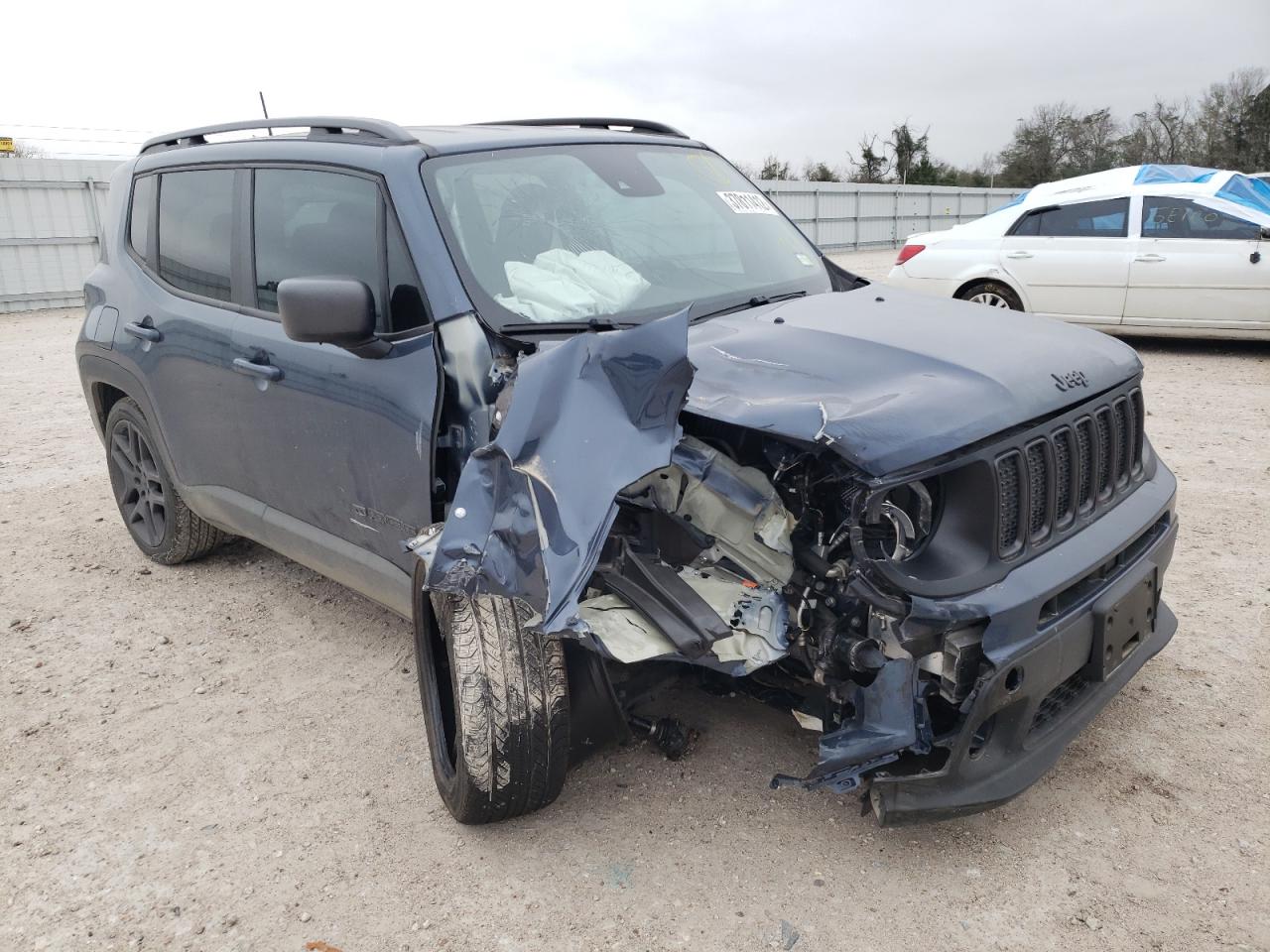 JEEP RENEGADE L 2021 with VIN ZACNJCBB3MPM69003 - Photo from auction