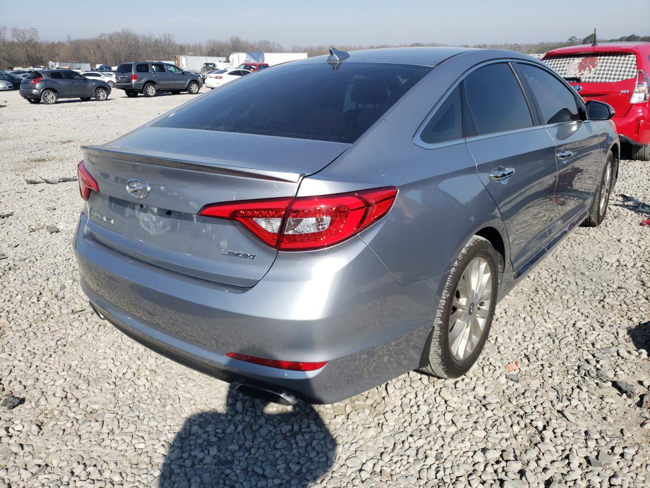 Photo 4 from auction – 2015 HYUNDAI SONATA SPO with VIN 5NPE34AF5FH218499