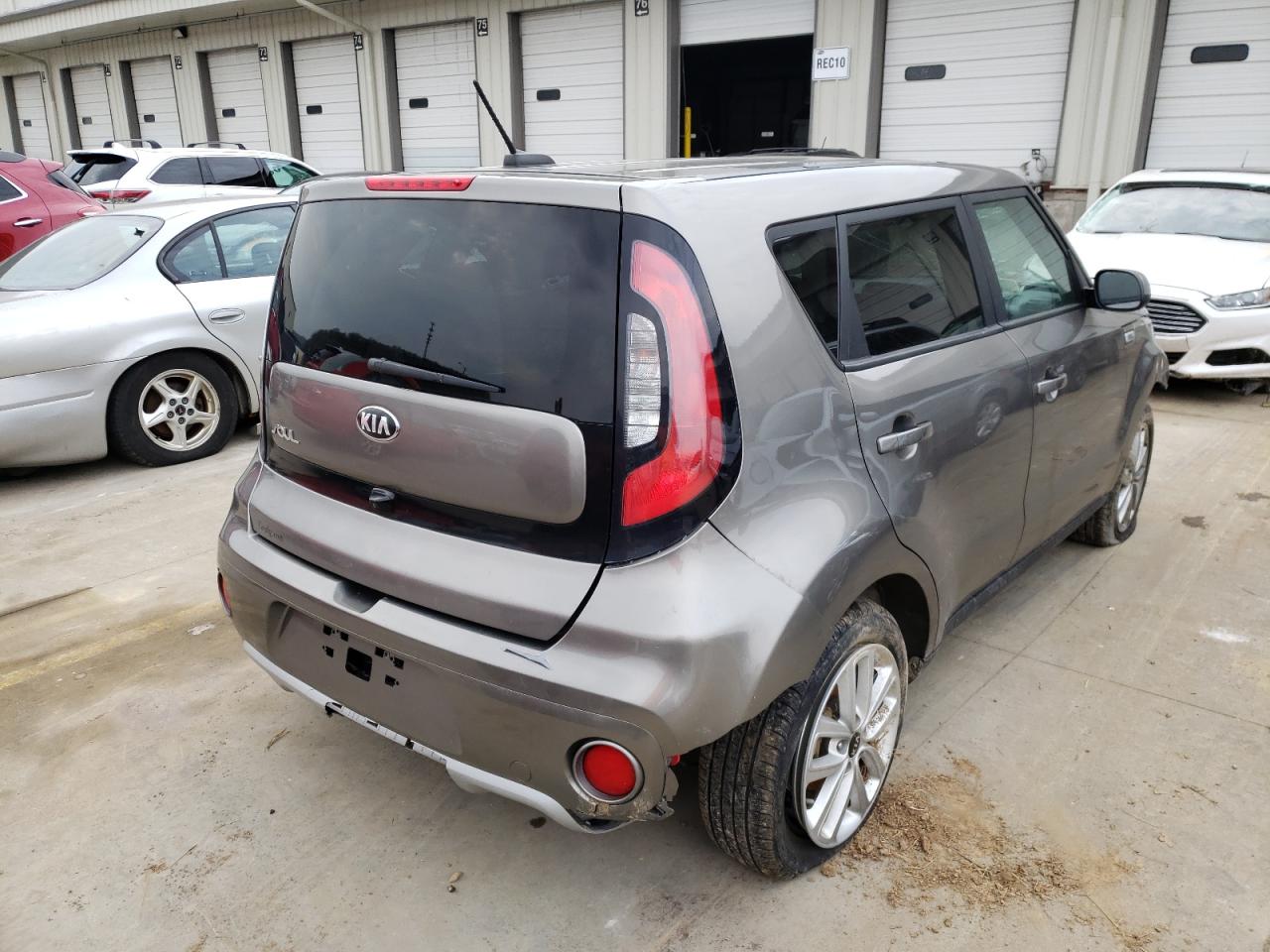 Photo 4 from auction – 2019 KIA SOUL + with VIN KNDJP3A57K7001040