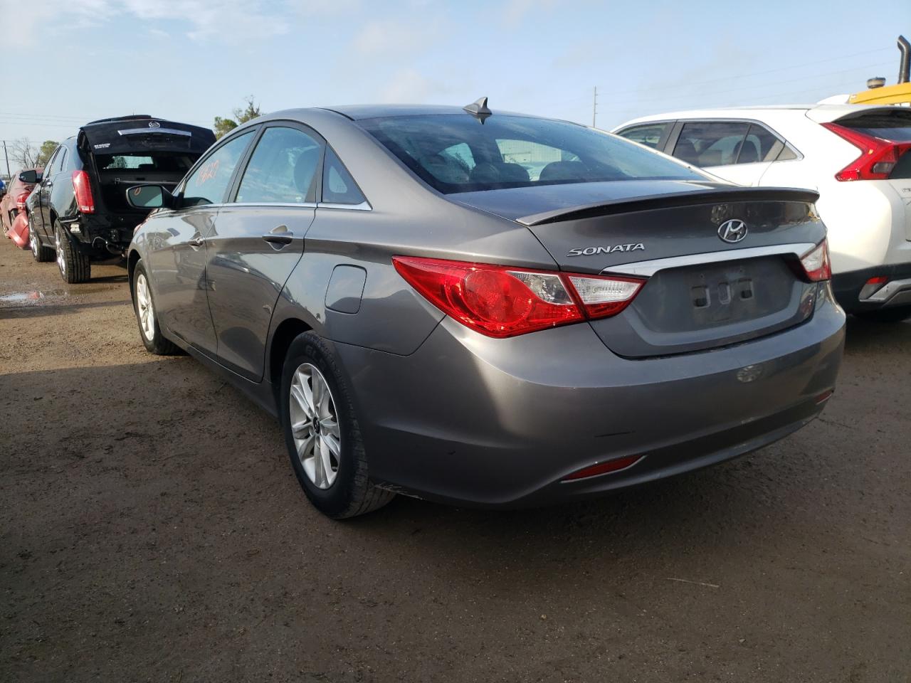 Photo 3 from auction – 2013 HYUNDAI SONATA GLS with VIN 5NPEB4AC8DH668184