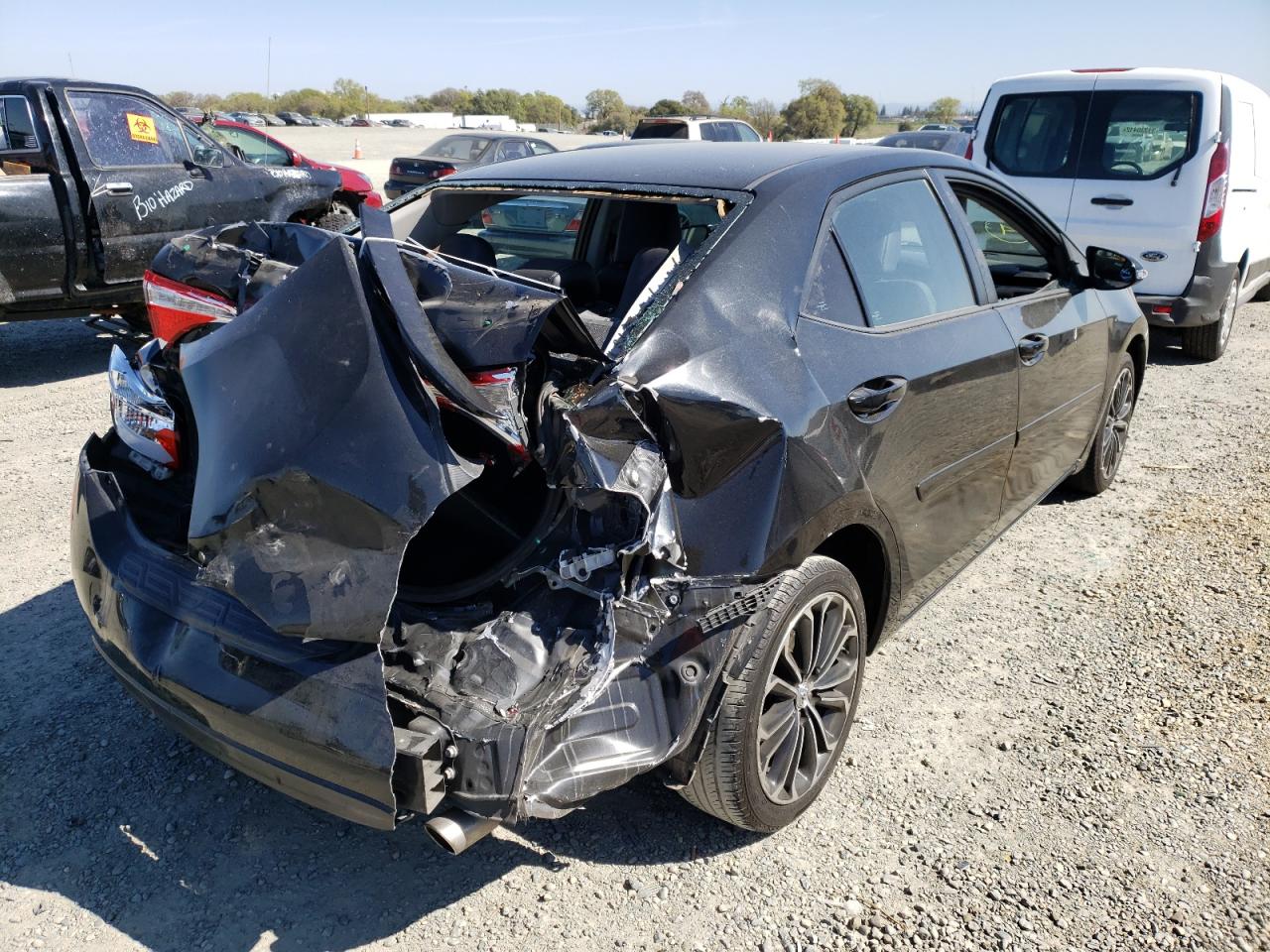 Photo 4 from auction – 2015 TOYOTA COROLLA L with VIN 5YFBURHE2FP305578