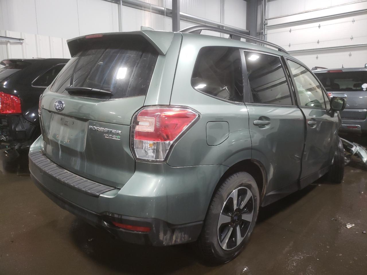 Photo 4 from auction – 2017 SUBARU FORESTER 2 with VIN JF2SJAECXHH530666