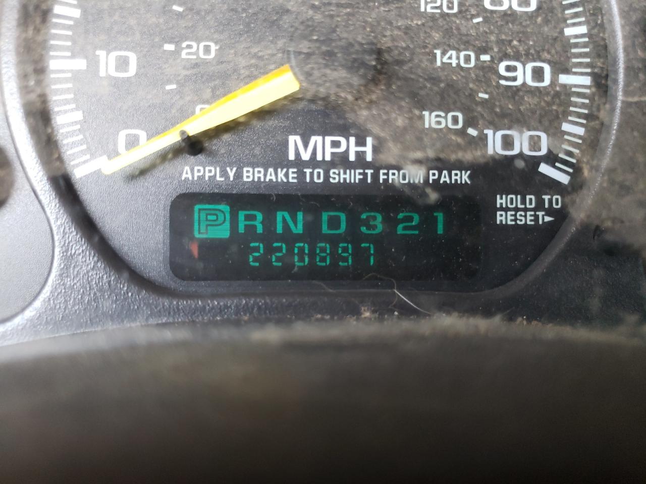 Photo 8 from auction – 2000 CHEVROLET SILVERADO with VIN 1GCEK19T9YE199454