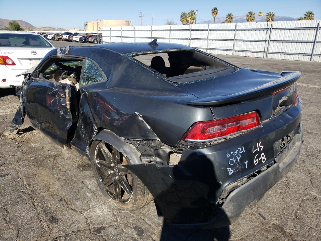 Photo 3 from auction – 2014 CHEVROLET CAMARO SS with VIN 2G1FS1EW9E9255694