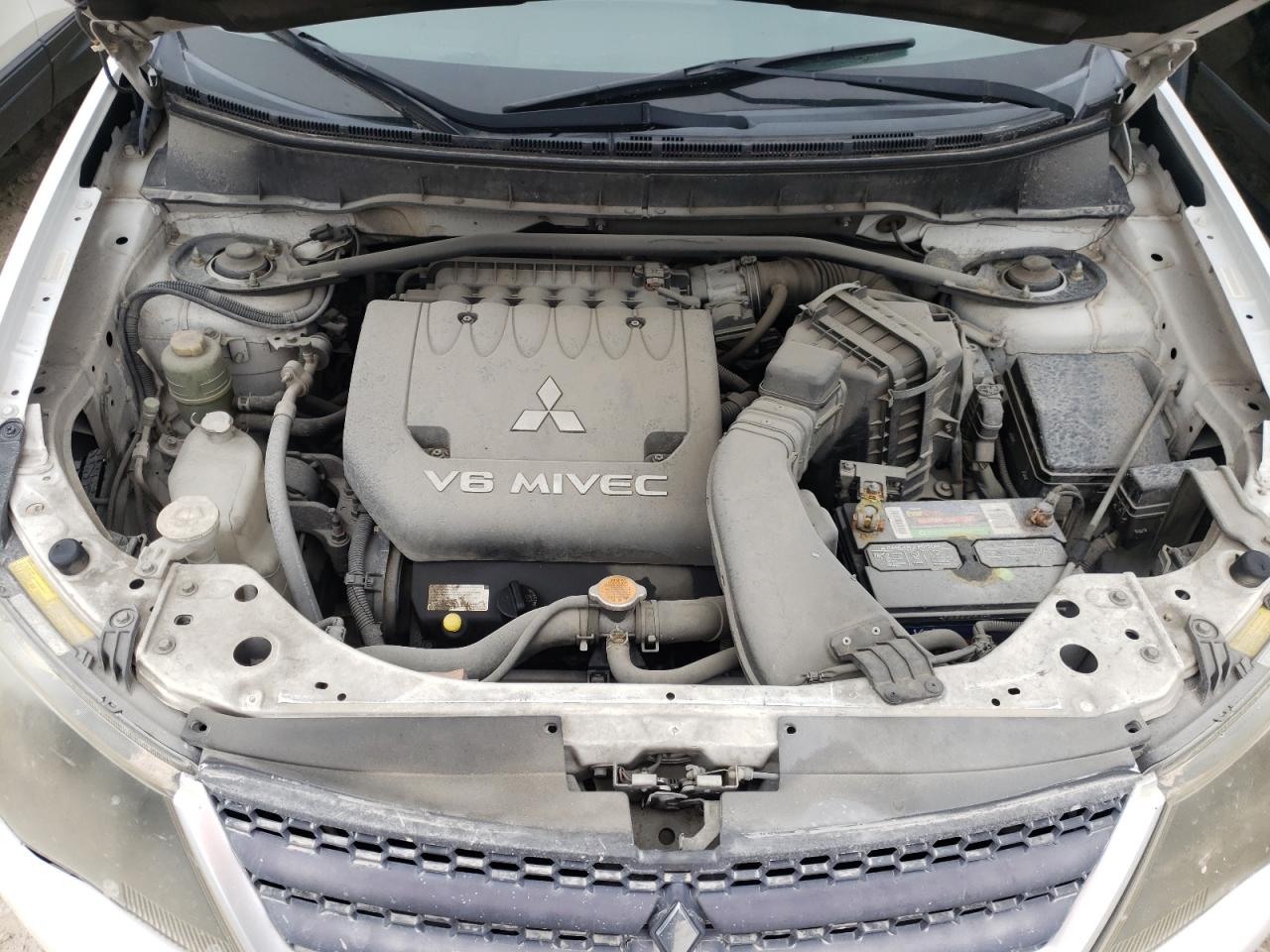 Zdjęcie 7 z aukcji – 2007 MITSUBISHI OUTLANDER z VIN JA4MS41X47U011952