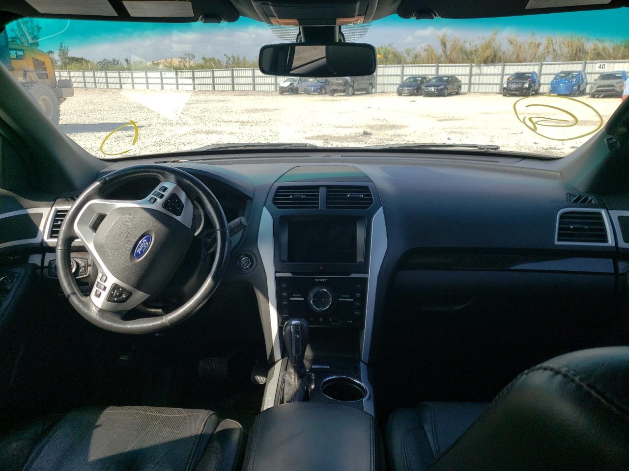Zdjęcie 9 z aukcji – 2014 FORD EXPLORER L z VIN 1FM5K8F80EGA58440