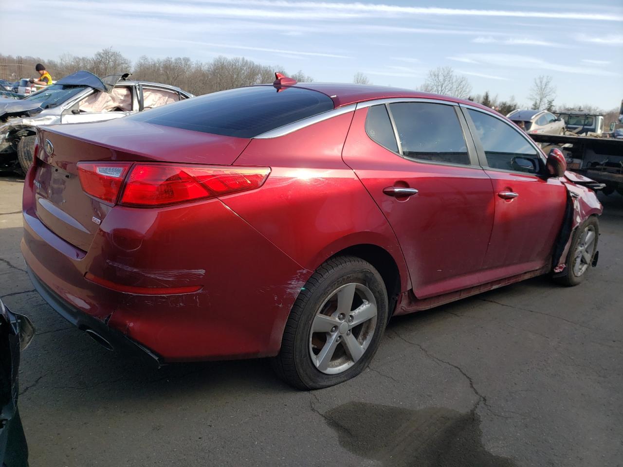 Photo 4 from auction – 2015 KIA OPTIMA LX with VIN 5XXGM4A71FG415387