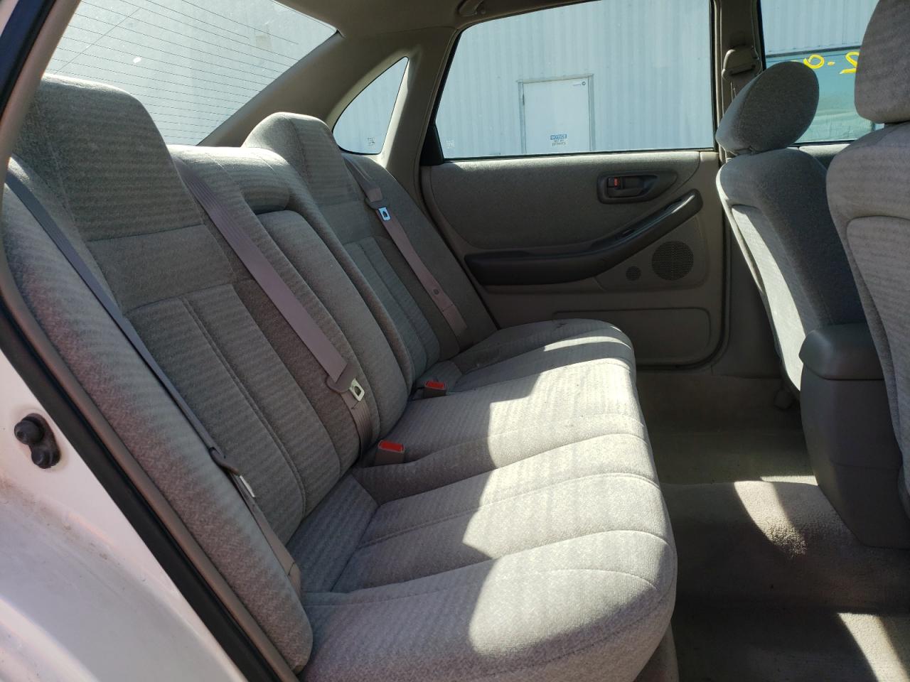 Photo 6 from auction – 1998 TOYOTA AVALON XL with VIN 4T1BF18B2WU238397