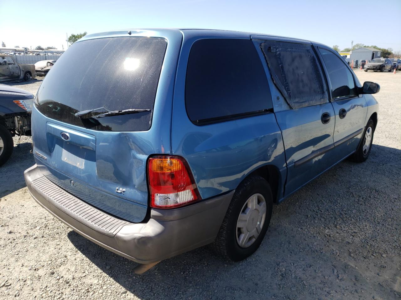 Photo 4 from auction – 2002 FORD WINDSTAR L with VIN 2FMDA50432BB51667