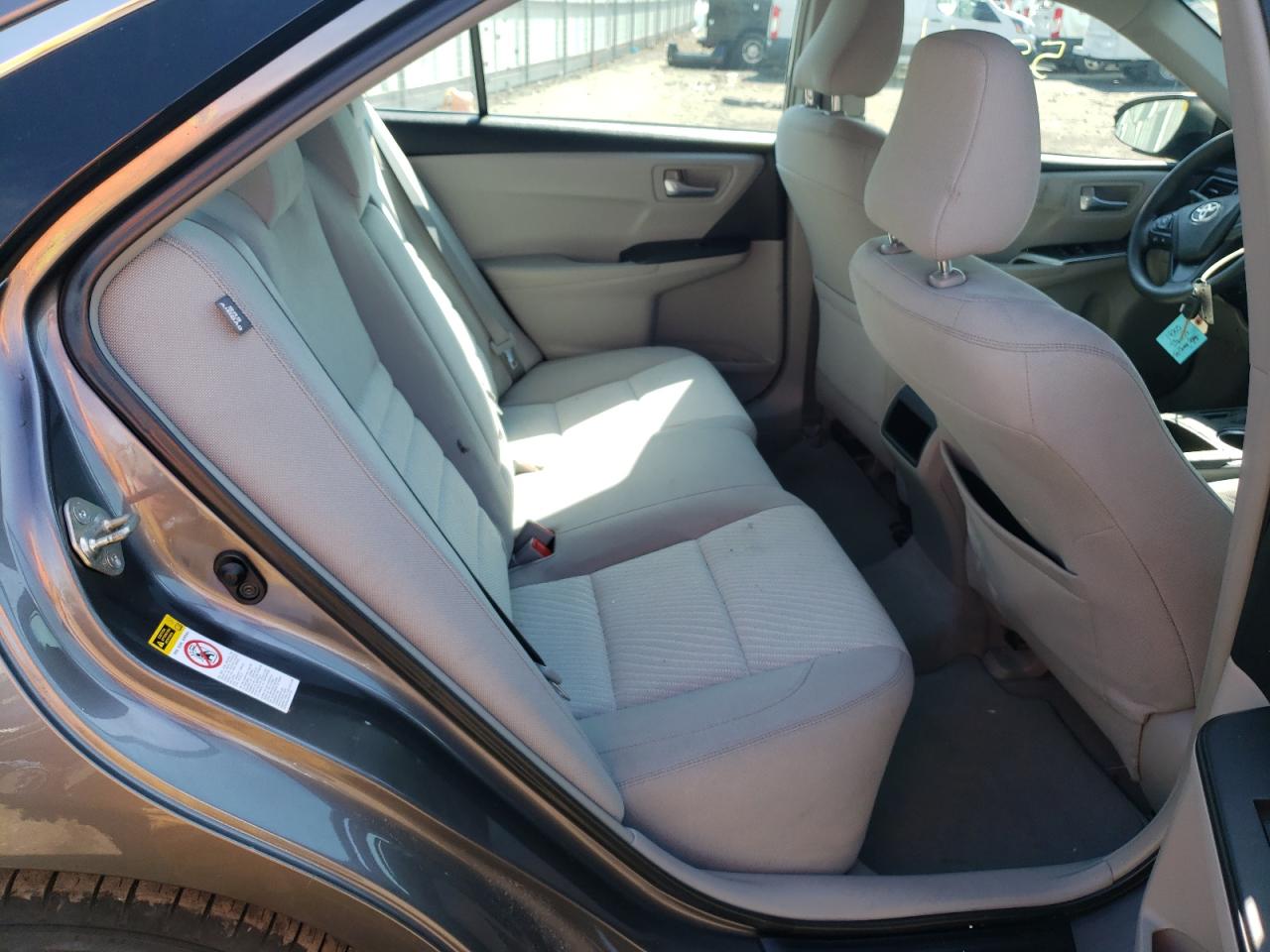 Photo 6 from auction – 2015 TOYOTA CAMRY LE with VIN 4T4BF1FK8FR486050