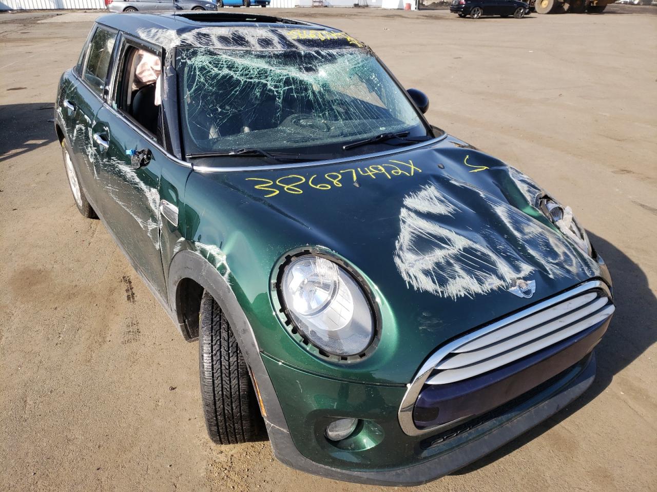 MINI COOPER 2015 with VIN WMWXS5C55FT827669 - Photo from auction