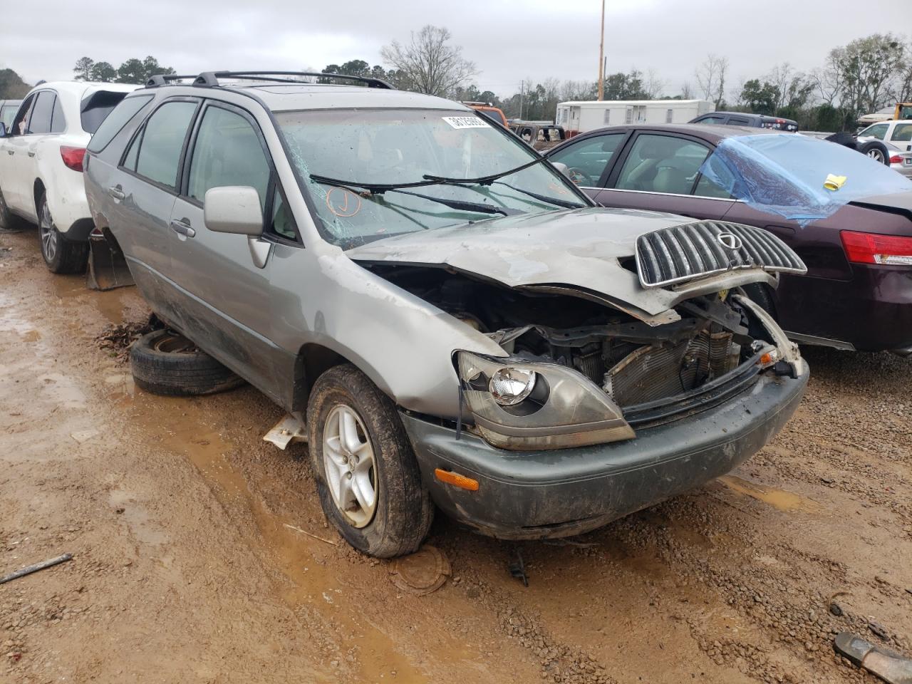 LEXUS RX 300 2000 with VIN JT6GF10U8Y0066658 - Photo from auction
