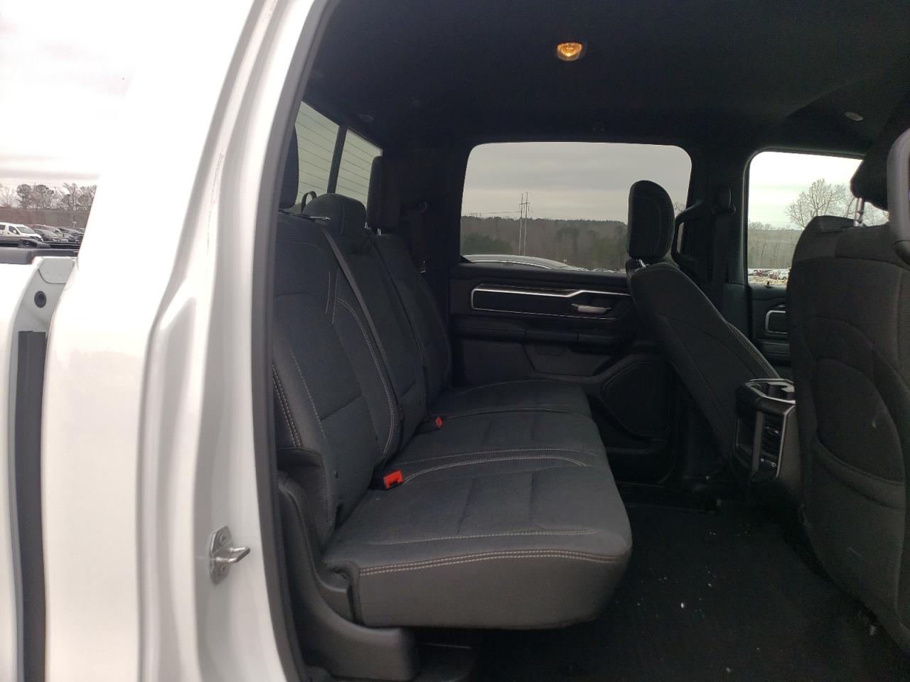 Photo 6 from auction – 2019 RAM 1500 BIG H with VIN 1C6RREFT2KN611382