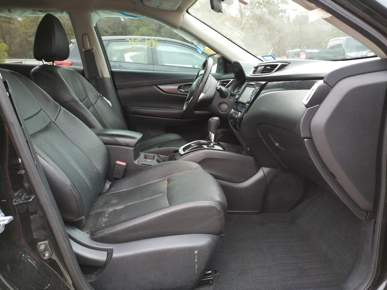 Photo 5 from auction – 2016 NISSAN ROGUE S with VIN 5N1AT2MT0GC777987