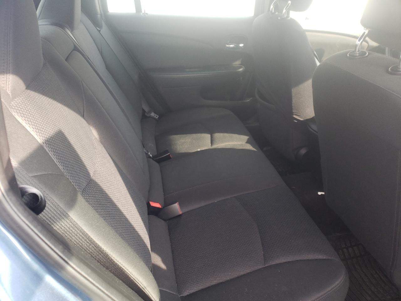 Photo 6 from auction – 2011 CHRYSLER 200 LX with VIN 1C3BC4FB6BN569753