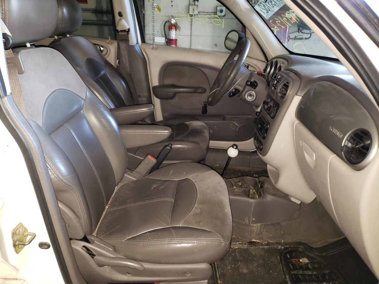 Photo 5 from auction – 2003 CHRYSLER PT CRUISER with VIN 3C8FY68B83T599019