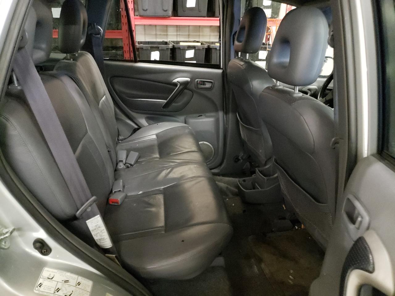 Photo 6 from auction – 2003 TOYOTA RAV4 with VIN JTEHH20V330256068