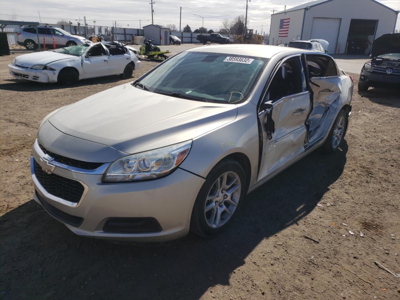 Photo 2 from auction – 2015 CHEVROLET MALIBU 1LT with VIN 1G11C5SL5FF142097