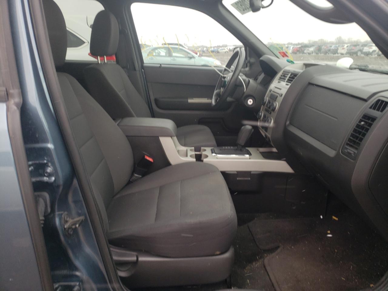 Photo 5 from auction – 2011 FORD ESCAPE XLT with VIN 1FMCU0D73BKB20290