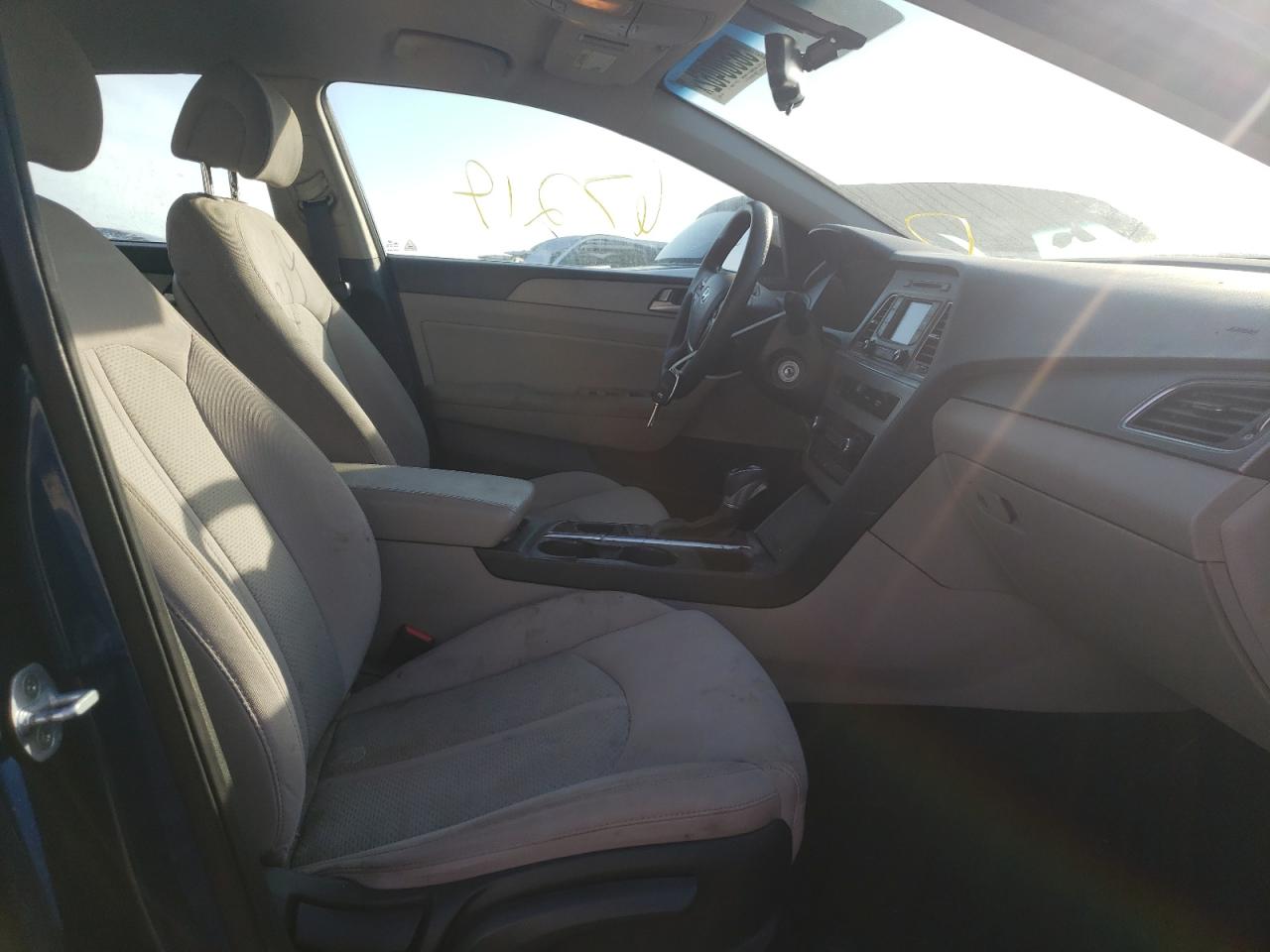 Photo 5 from auction – 2015 HYUNDAI SONATA SE with VIN 5NPE24AF3FH212431