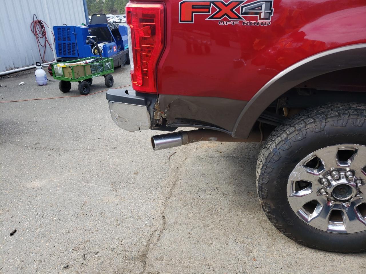 Photo 9 from auction – 2017 FORD F250 SUPER with VIN 1FT7W2B64HEC38023