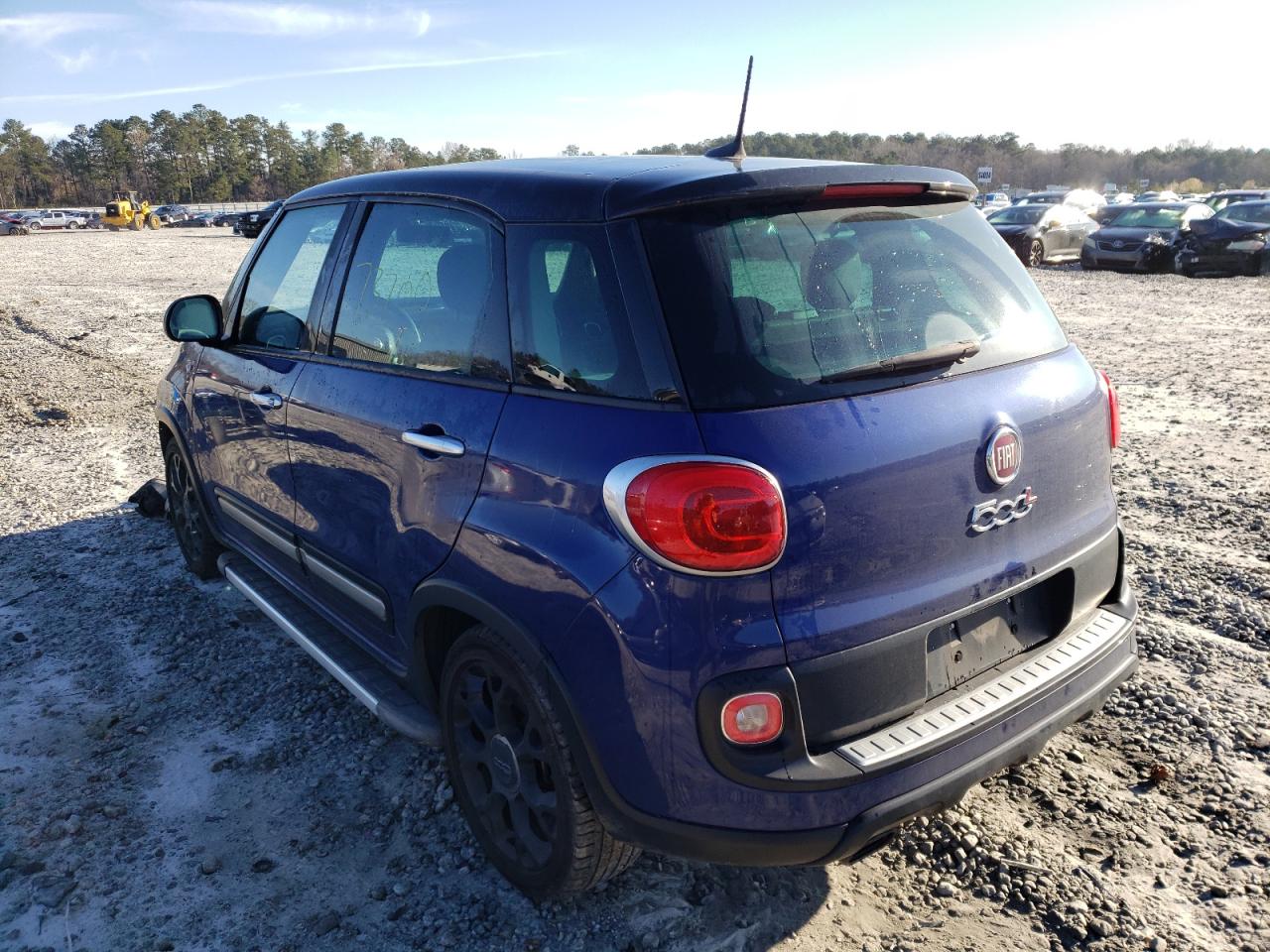 Photo 3 from auction – 2017 FIAT 500L TREKK with VIN ZFBCFADH4HZ039718