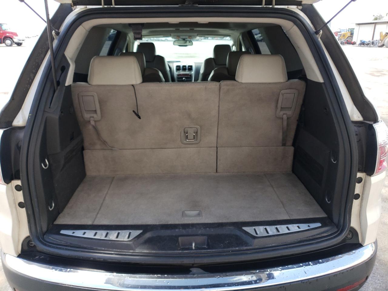 Photo 9 from auction – 2008 GMC ACADIA SLT with VIN 1GKER23758J283408