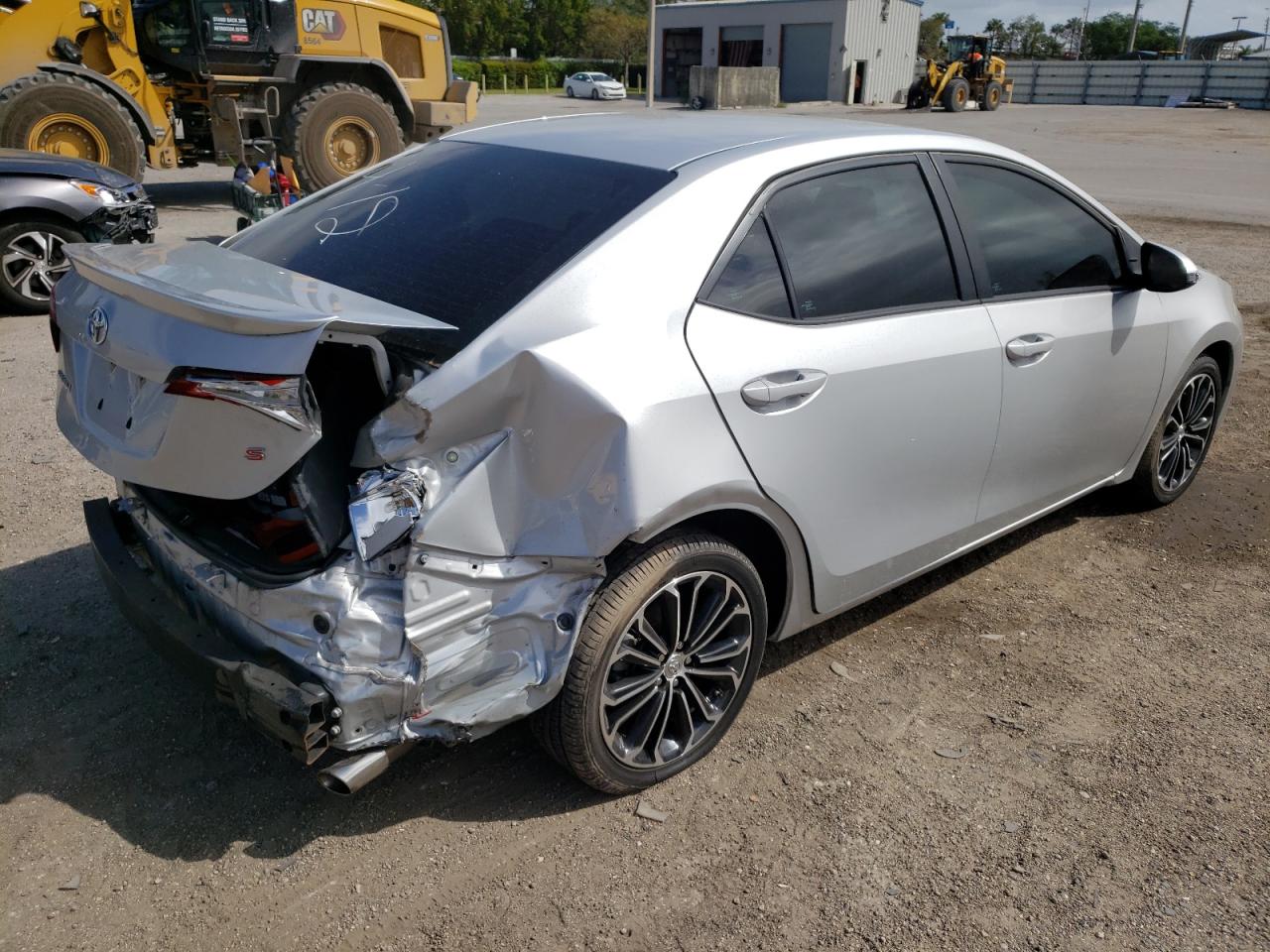 Photo 4 from auction – 2016 TOYOTA COROLLA L with VIN 2T1BURHE4GC603566