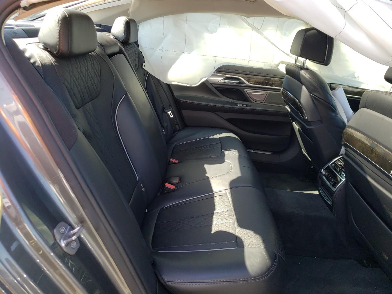 Foto 6 de la subasta – 2016 BMW 750 XI con VIN WBA7F2C58GG417350