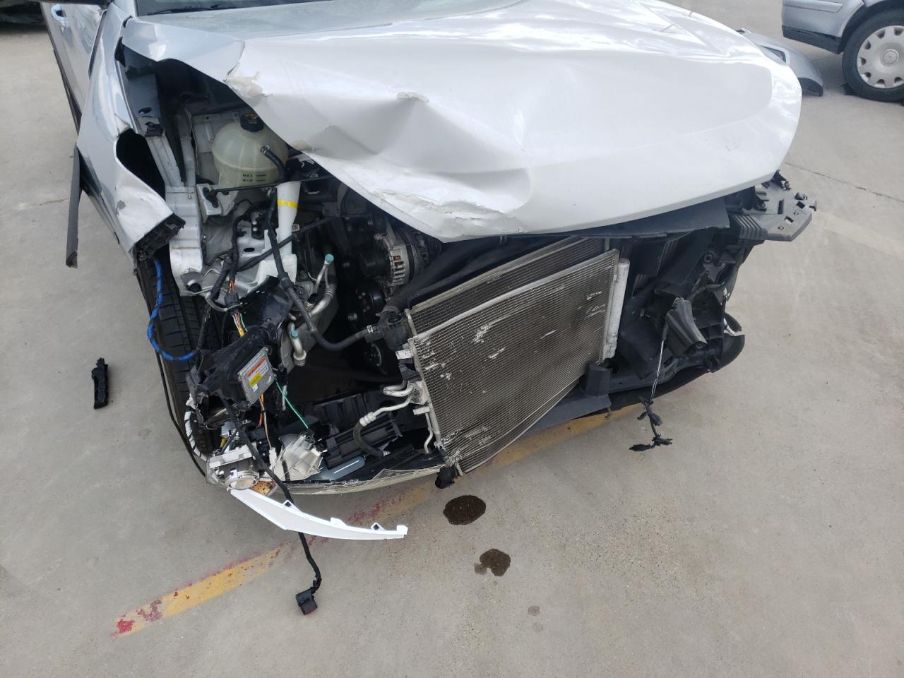 Photo 9 from auction – 2016 HYUNDAI TUCSON LIM with VIN KM8J33A22GU224138