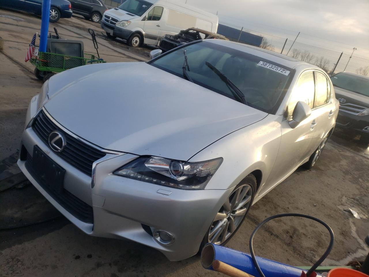 Photo 2 from auction – 2013 LEXUS GS 350 with VIN JTHBE1BL0D5007531