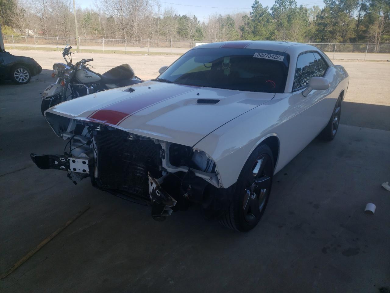 Photo 2 from auction – 2013 DODGE CHALLENGER with VIN 2C3CDYAGXDH650875