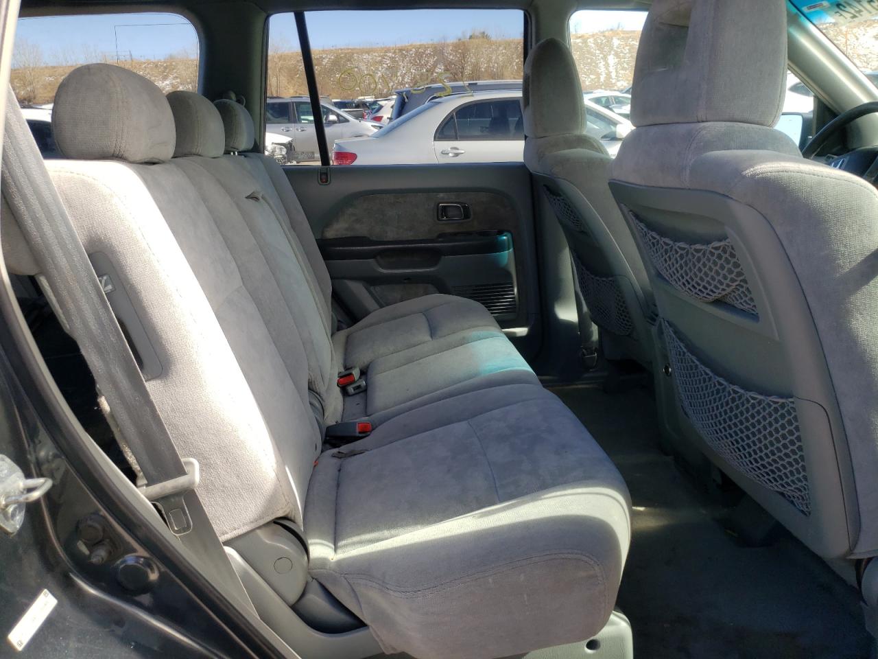 Photo 6 from auction – 2005 HONDA PILOT EX with VIN 2HKYF18445H530061