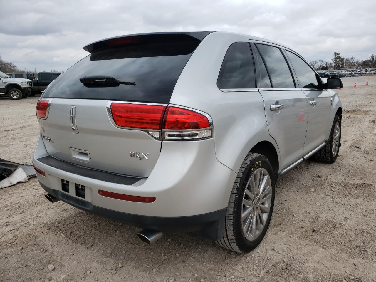 Photo 4 from auction – 2011 LINCOLN MKX with VIN 2LMDJ6JK9BBJ24934