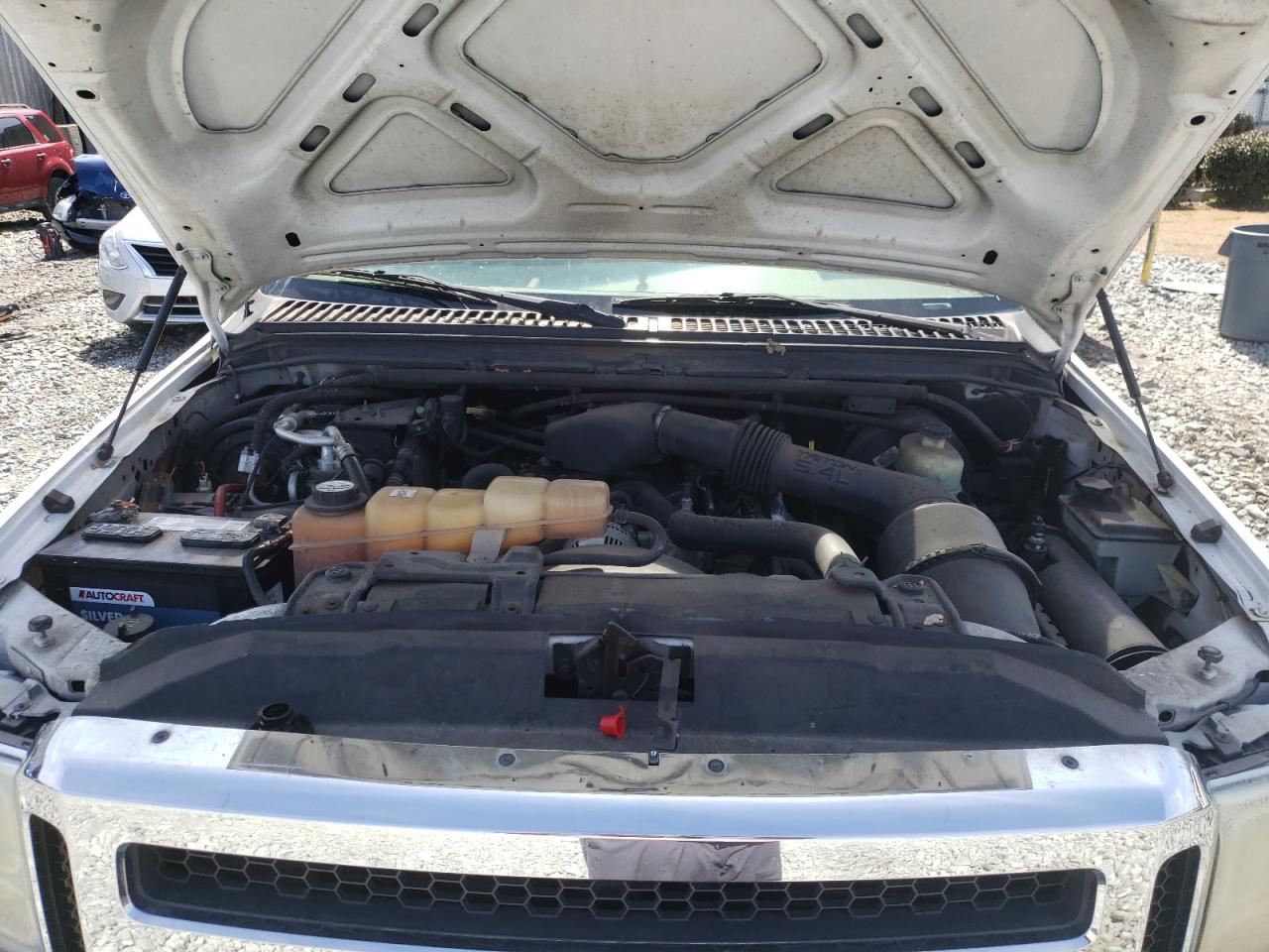 Photo 7 from auction – 2005 FORD EXCURSION with VIN 1FMNU40L65EC82484