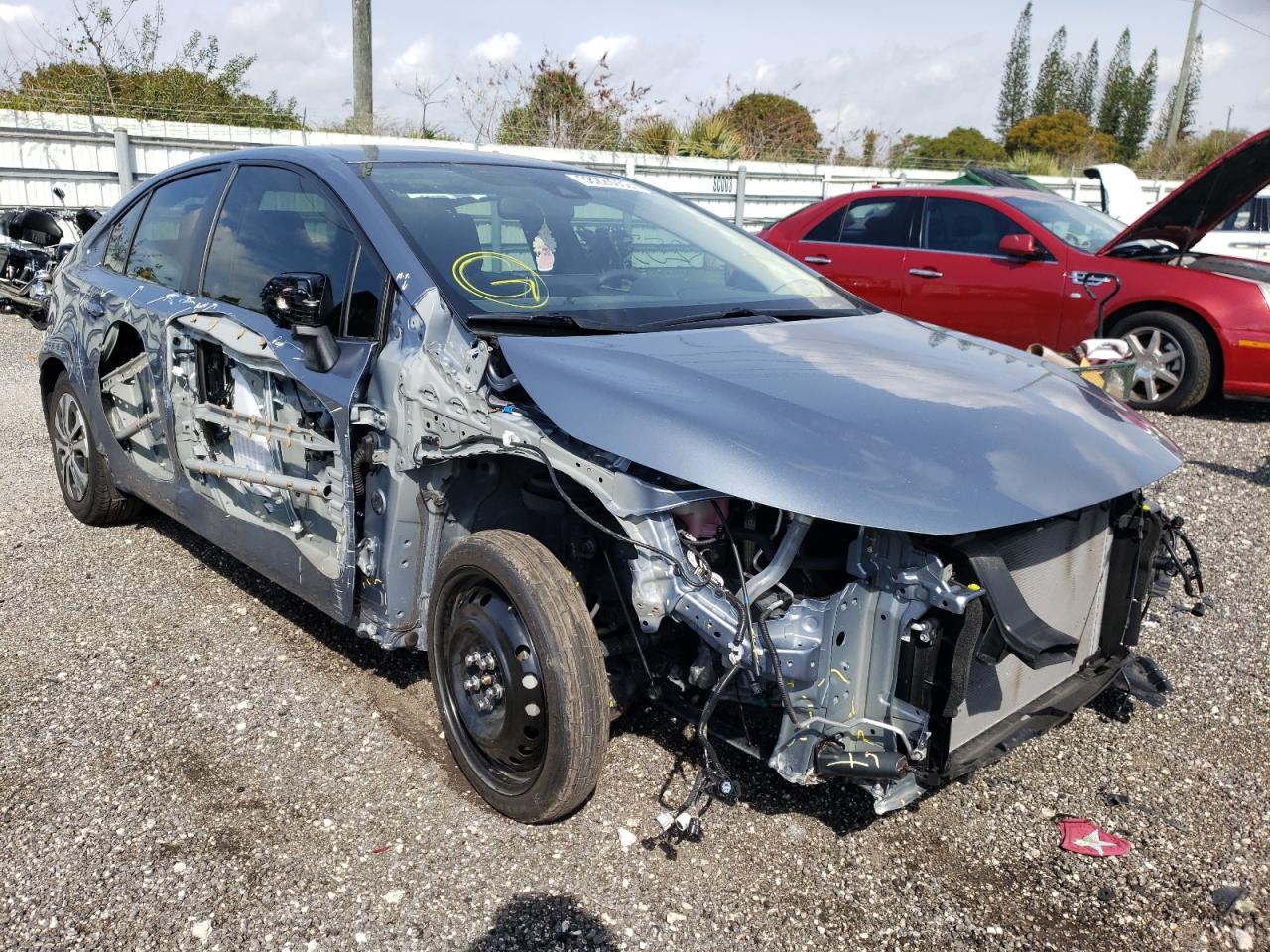 TOYOTA COROLLA LE 2020 with VIN JTDEBRBE7LJ003540 - Photo from auction