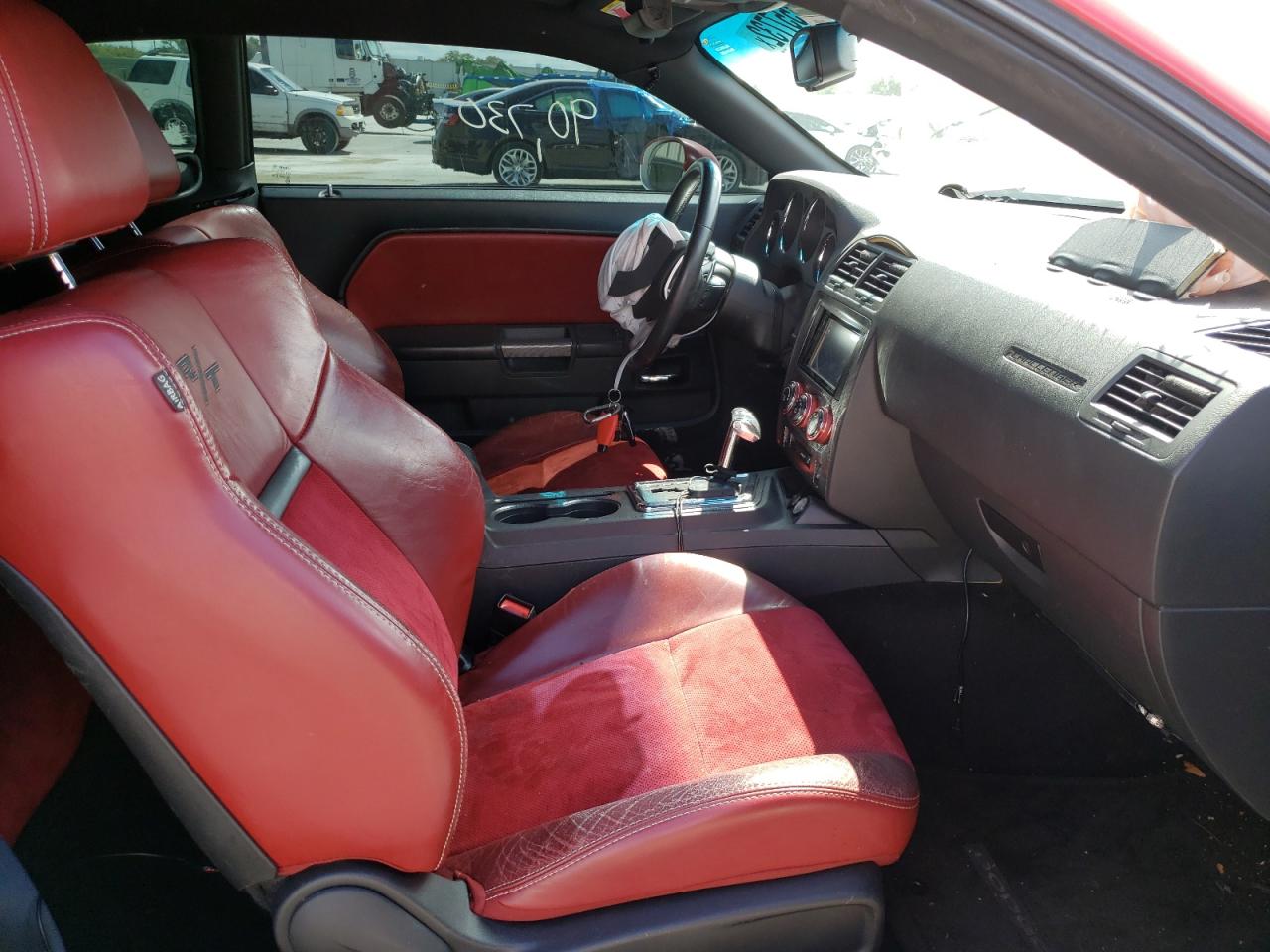 Photo 5 from auction – 2014 DODGE CHALLENGER with VIN 2C3CDYBT8EH204558