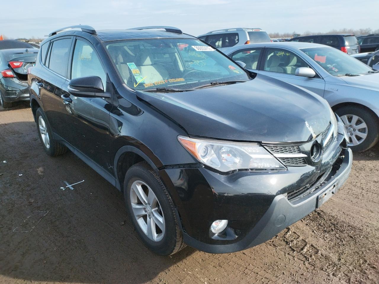 TOYOTA RAV4 XLE 2013 with VIN 2T3RFREV5DW093582 - Photo from auction