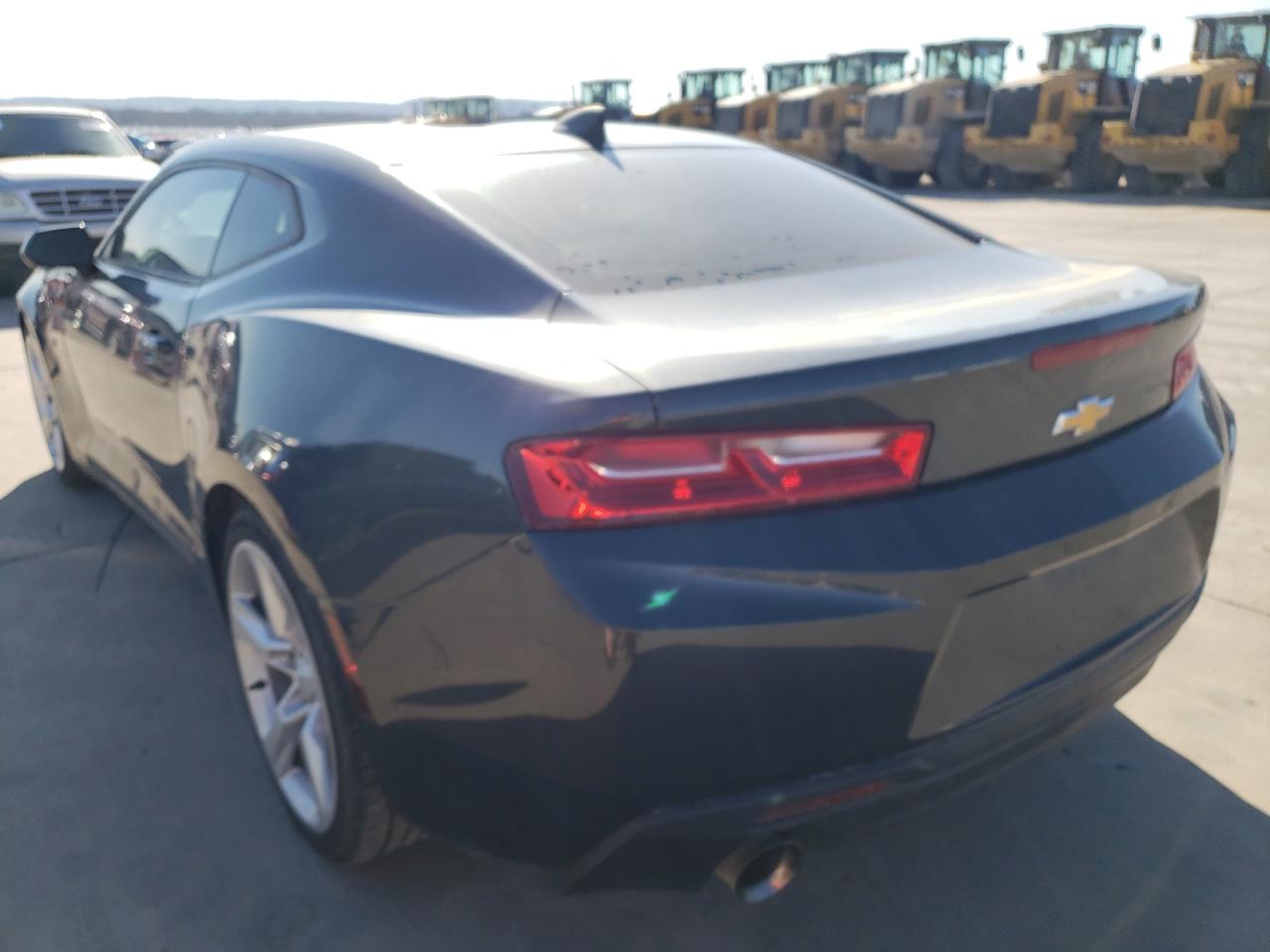 Photo 3 from auction – 2018 CHEVROLET CAMARO LS with VIN 1G1FA1RS2J0134598