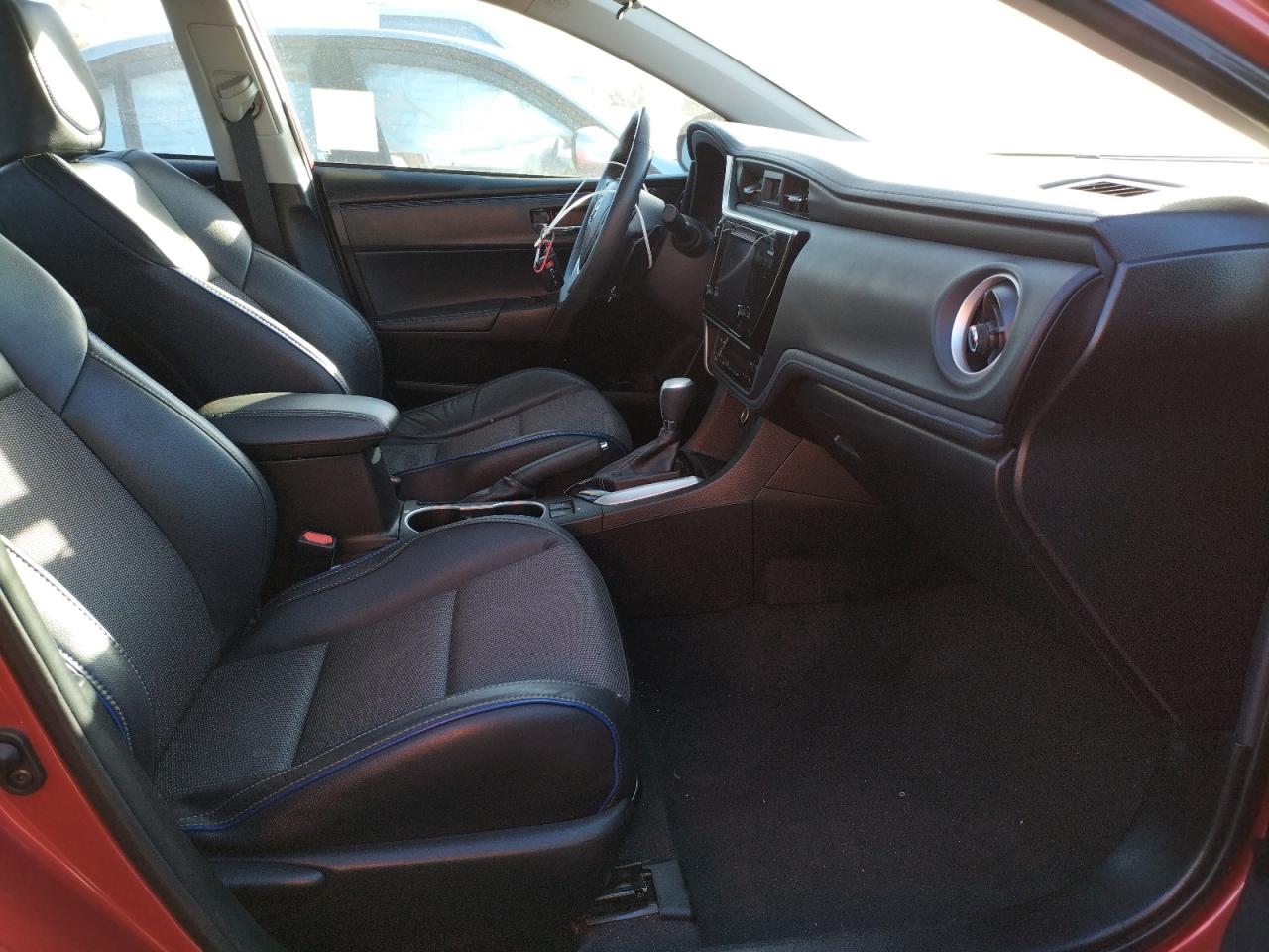 Photo 5 from auction – 2017 TOYOTA COROLLA L with VIN 5YFBURHE5HP663664