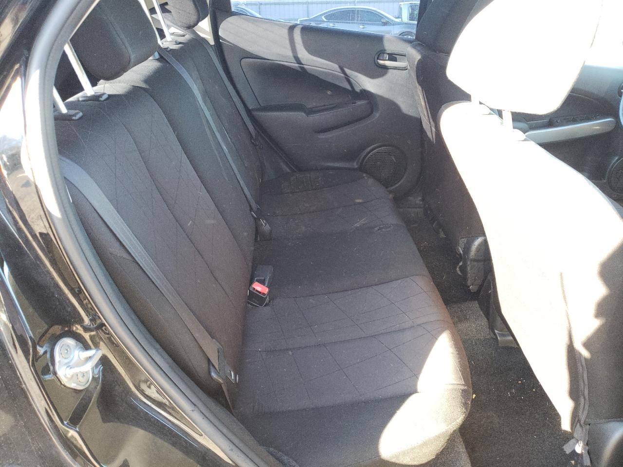Photo 6 from auction – 2013 MAZDA MAZDA2 with VIN JM1DE1KZ9D0169685