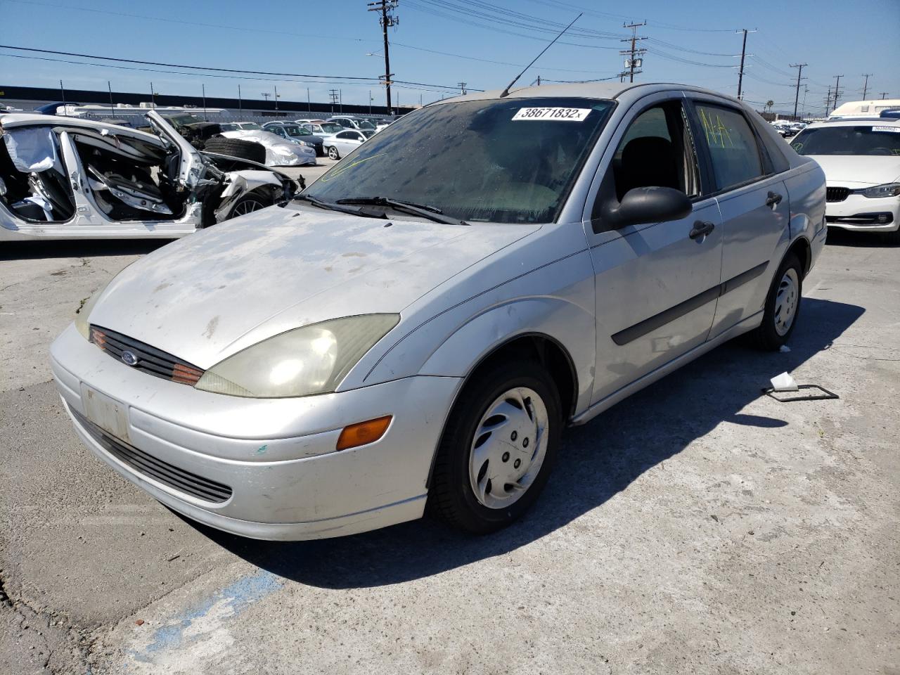 Photo 2 from auction – 2003 FORD FOCUS LX with VIN 1FAFP33P03W108688