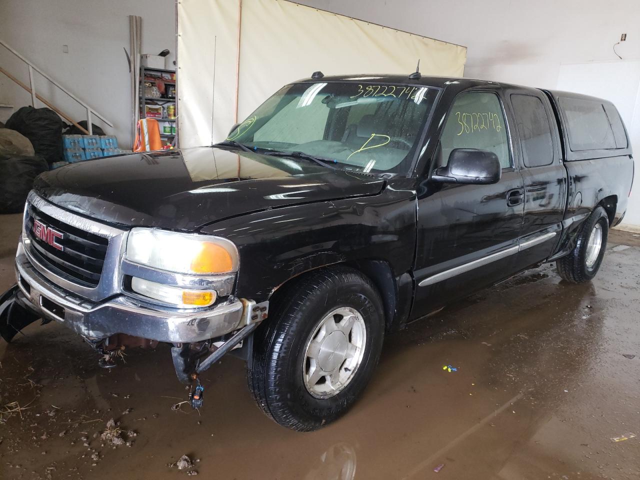 Photo 2 from auction – 2004 GMC NEW SIERRA with VIN 2GTEC19T641154822