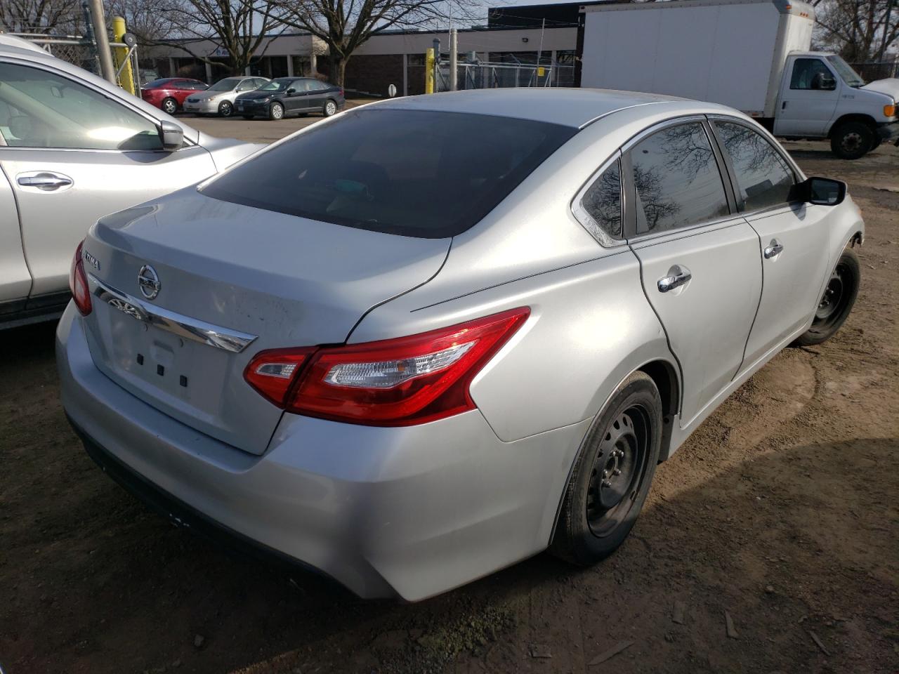 Photo 4 from auction – 2016 NISSAN ALTIMA 2.5 with VIN 1N4AL3AP9GN353476