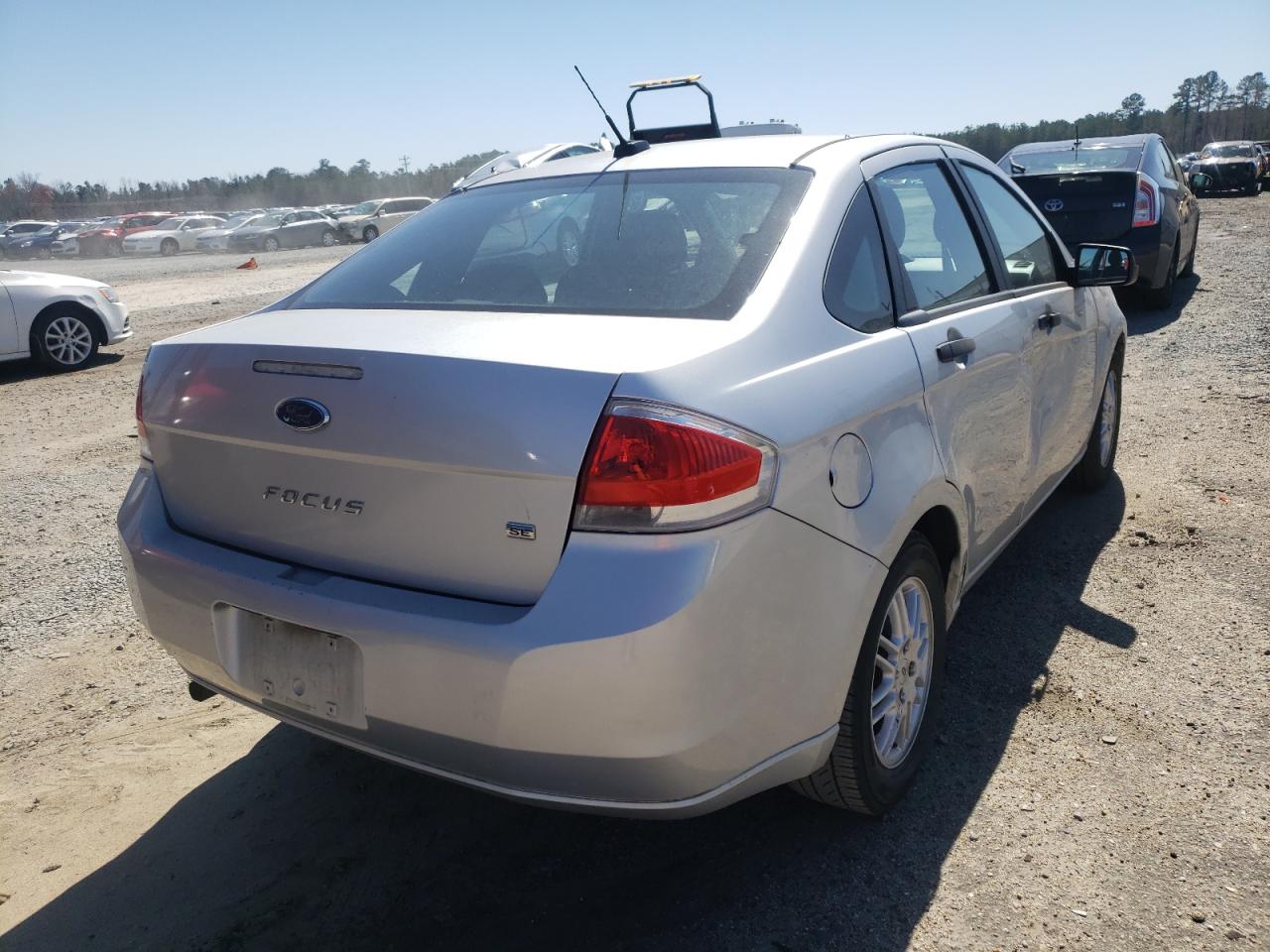 Photo 4 from auction – 2010 FORD FOCUS SE with VIN 1FAHP3FN7AW257714