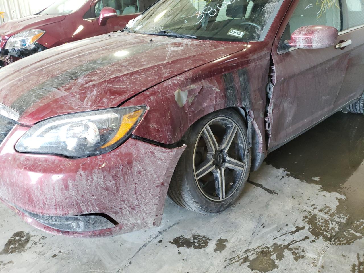 Photo 9 from auction – 2014 CHRYSLER 200 TOURIN with VIN 1C3CCBBG2EN187041