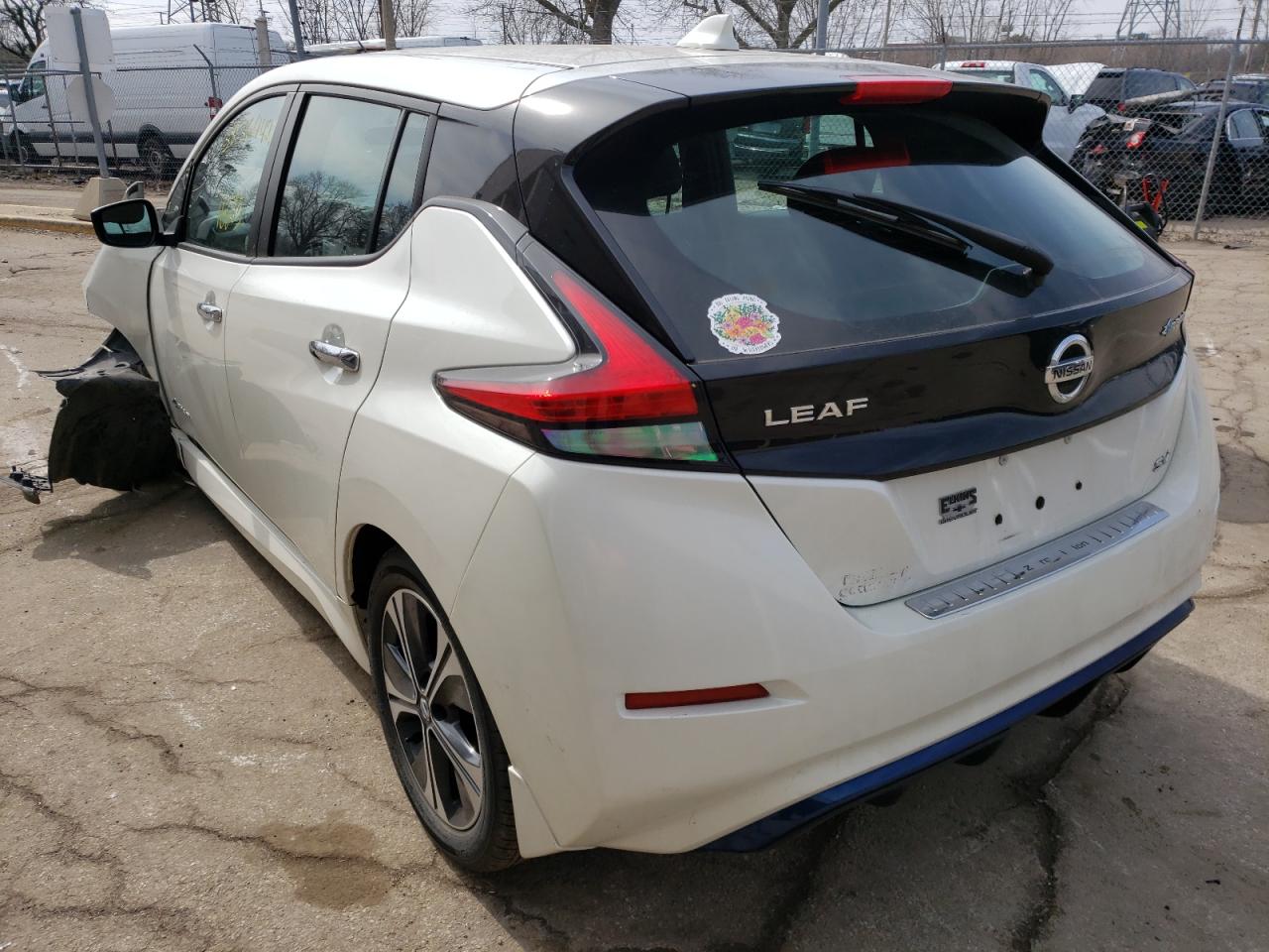 Photo 3 from auction – 2018 NISSAN LEAF S with VIN 1N4AZ1CP1JC305182
