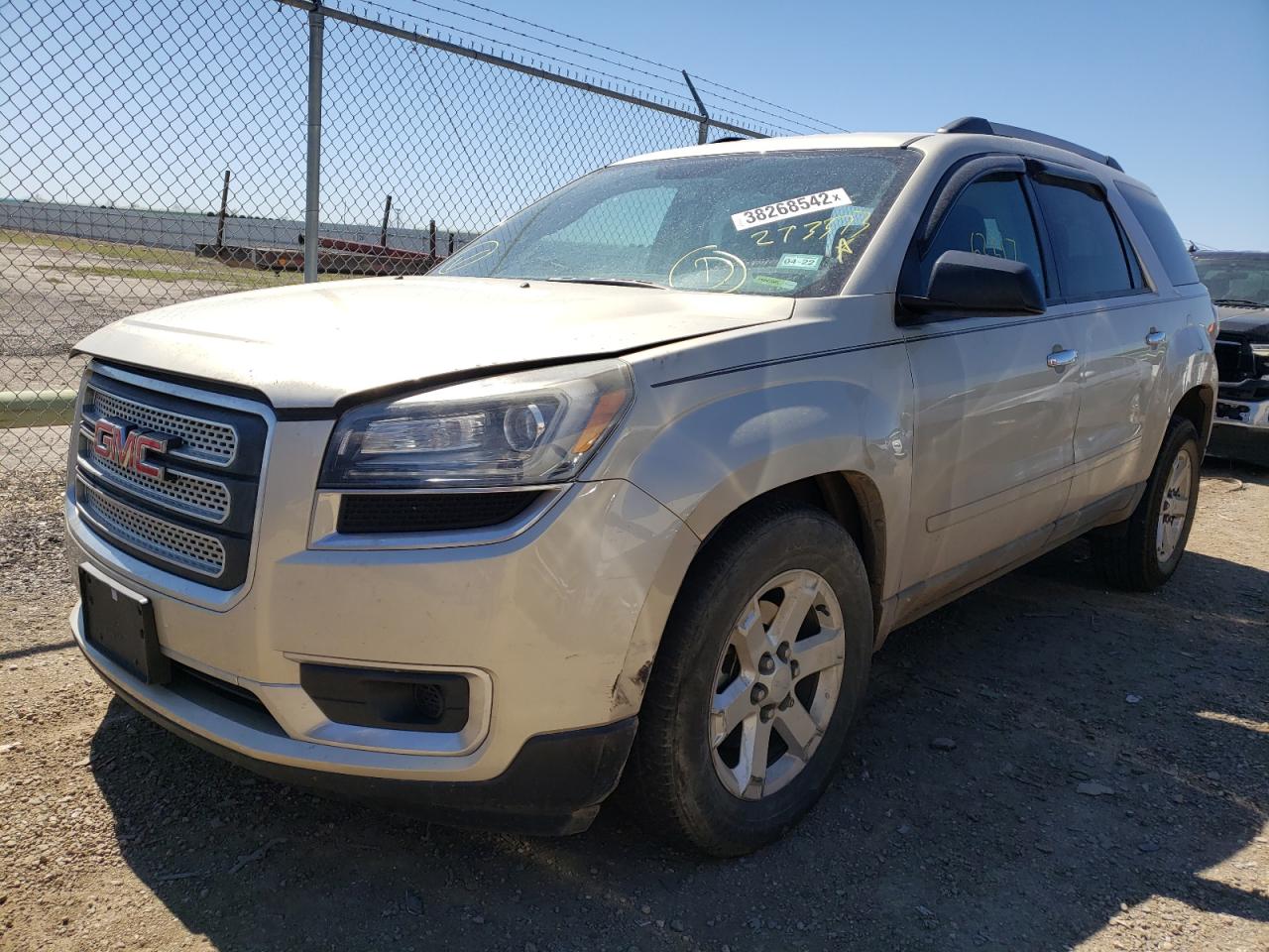 Photo 2 from auction – 2015 GMC ACADIA SLE with VIN 1GKKRPKD0FJ273373