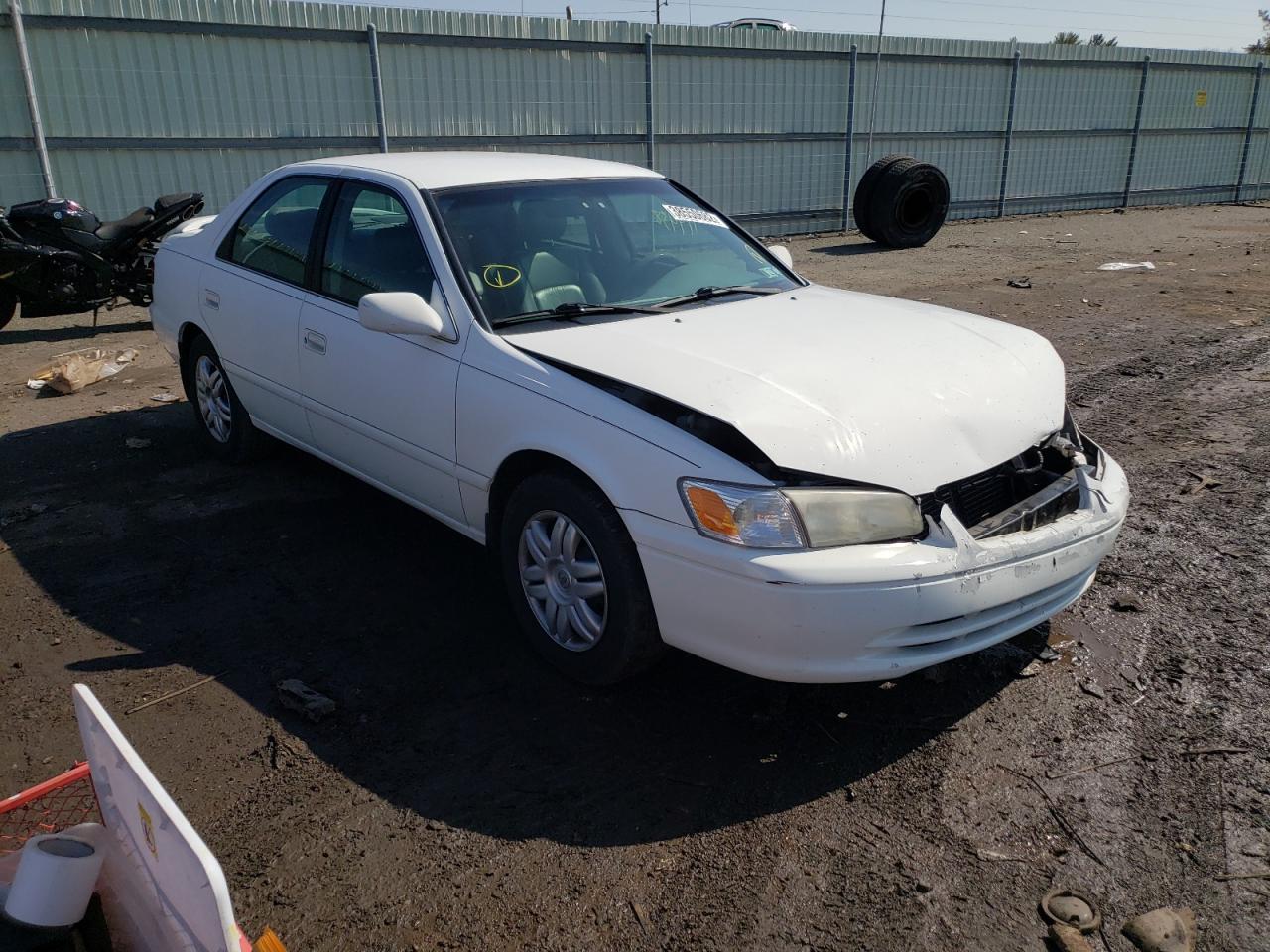 Photo 1 from auction – 2000 TOYOTA CAMRY CE with VIN 4T1BG22K7YU954078