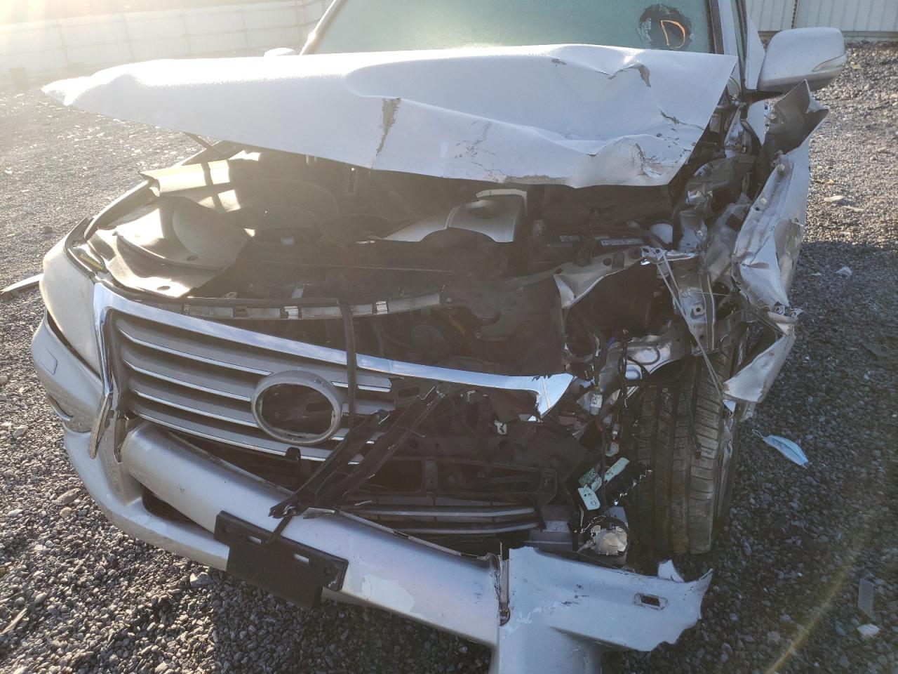 Photo 9 from auction – 2013 LEXUS LX 570 with VIN JTJHY7AXXD4119654